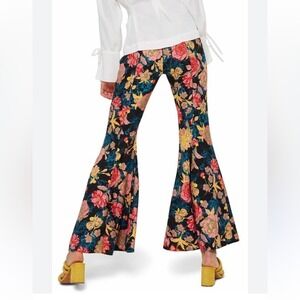 Topshop Floral Flare Pants - bold bohemian size 8‎ medium